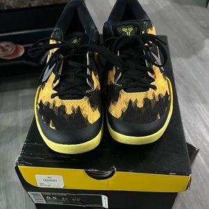 Kobe 8 Sulfur 8.5